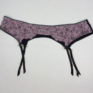 AG PNK/BLK Garter Belt, 3X.  13H